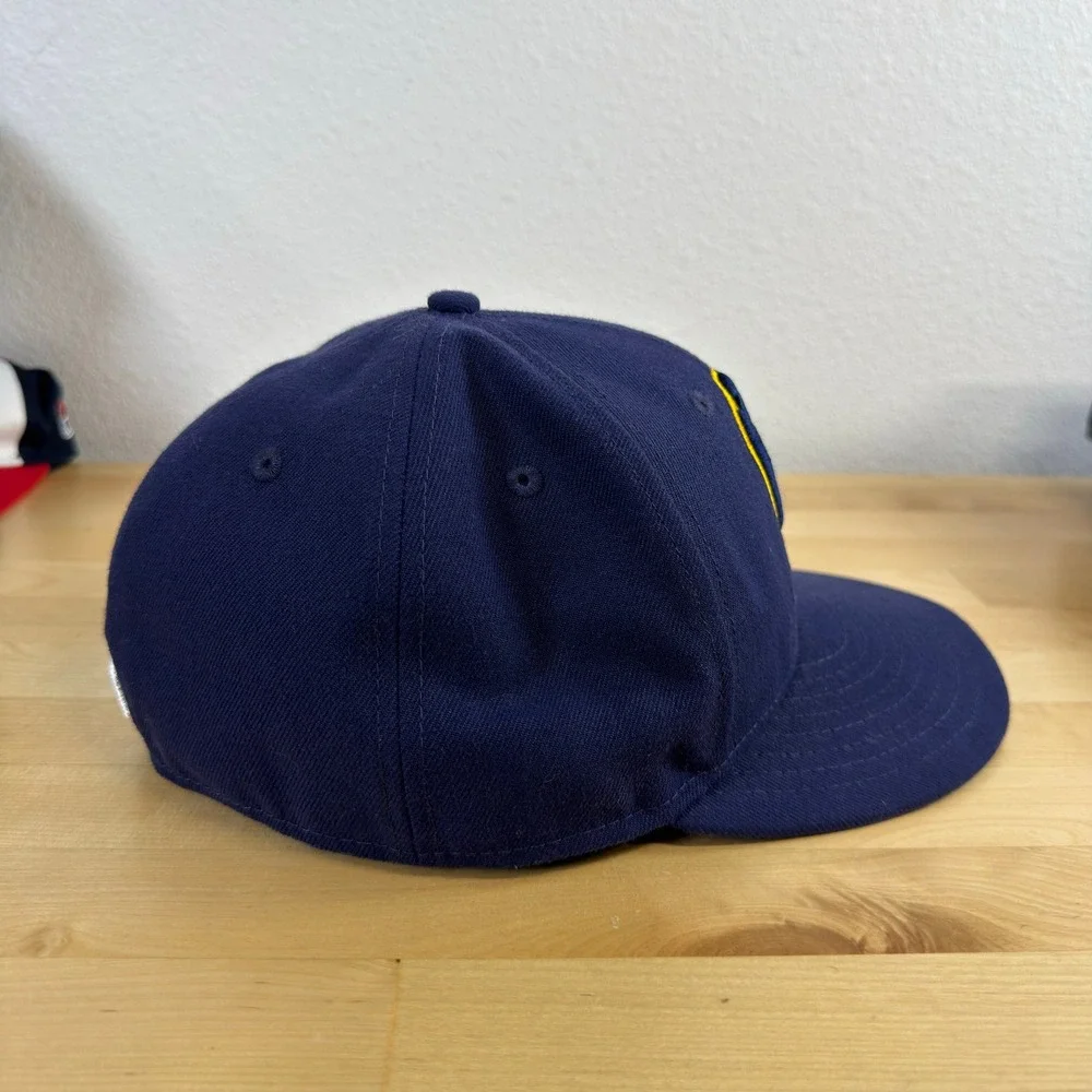 New Era 59FIFTY Milwaukee Brewers Fitted Hat Navy Blue 7 1/8 MLB On-Field Cap